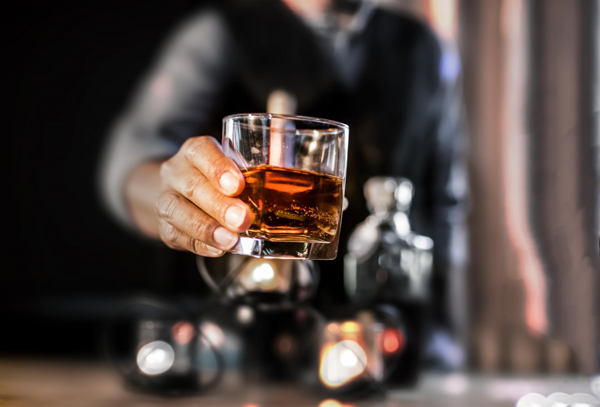 El ron sin alcohol de Tú pones el vaso