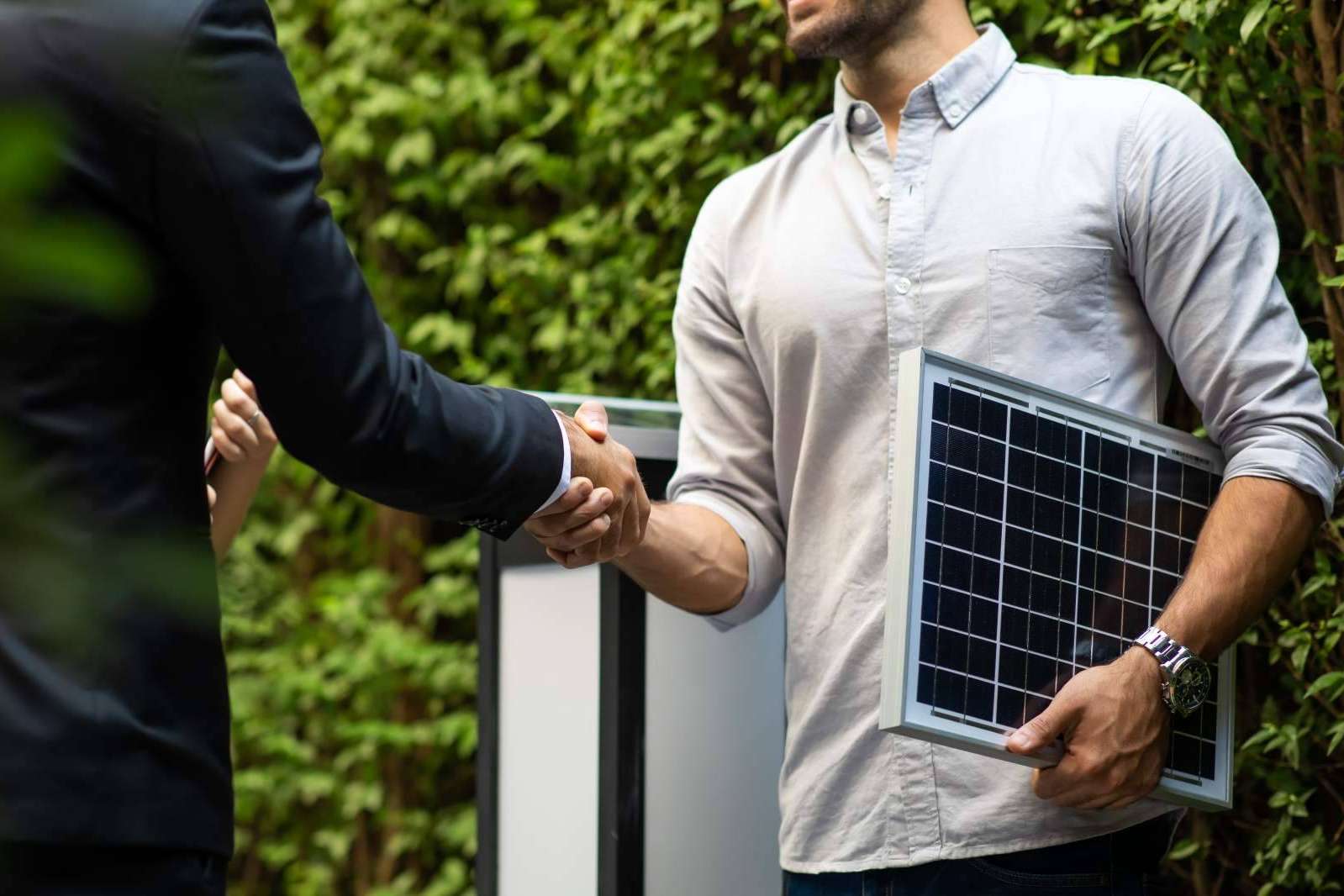 La empresa formada por ingenieros que permite el autoconsumo con subvención de energía solar: Ingeniería MASRED Baleares