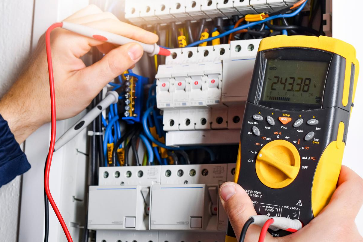 Trabajo Autónomos facilita encontrar electricistas en Zaragoza