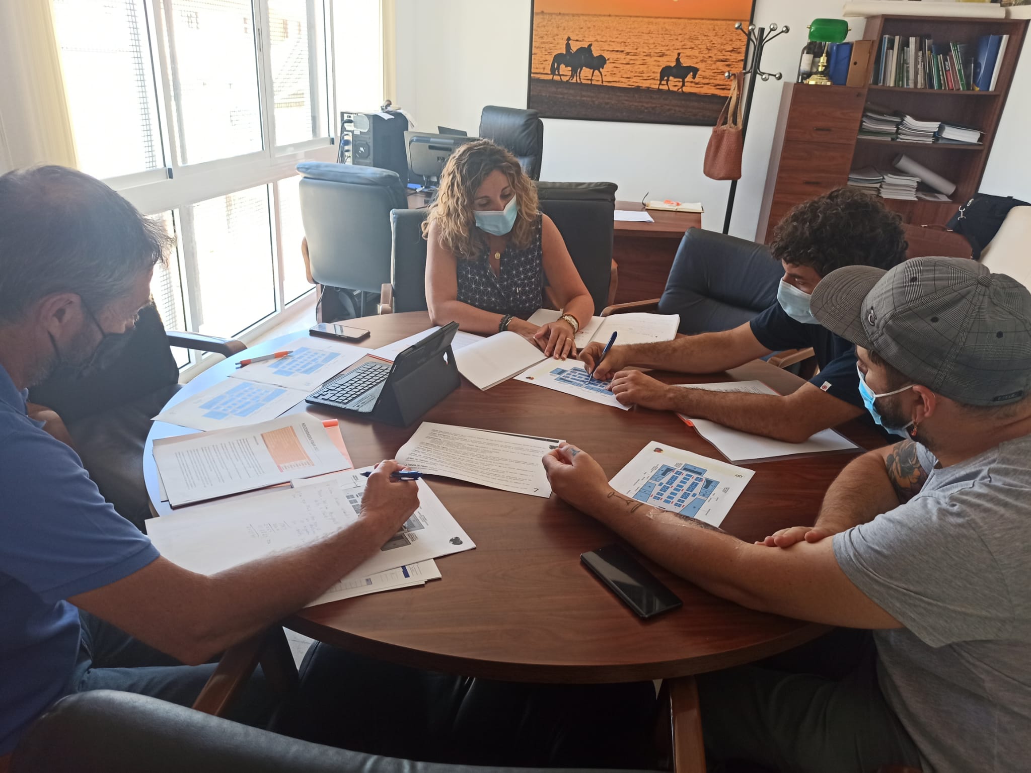 FOMENTO TRABAJA DE LA MANO DEL SECTOR DE LOS COCTELEROS DE SANLÚCAR
