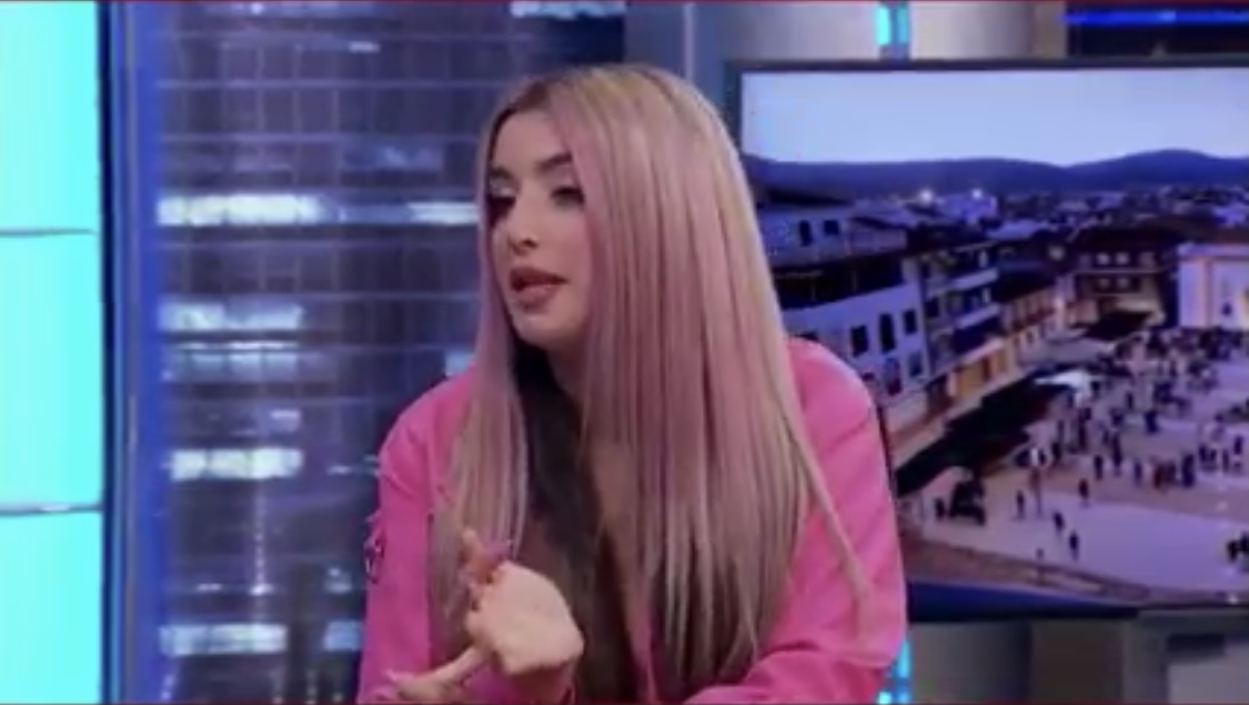 La cantante Lola Índigo señala en ‘El Hormiguero’ que la feria de su pueblo “es la mejor del mundo”