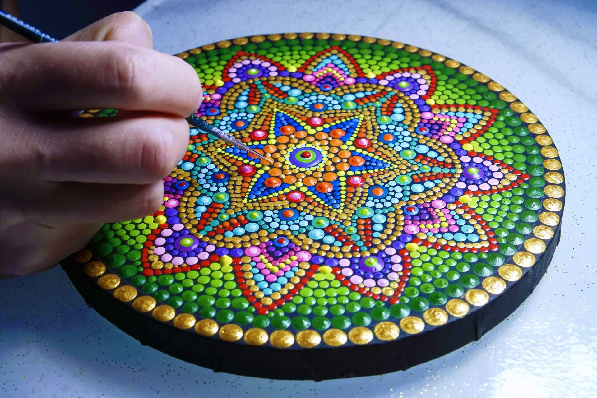 Cristina Flores dispone de una infinidad de posibilidades de cuadros Mandalas en su tienda online