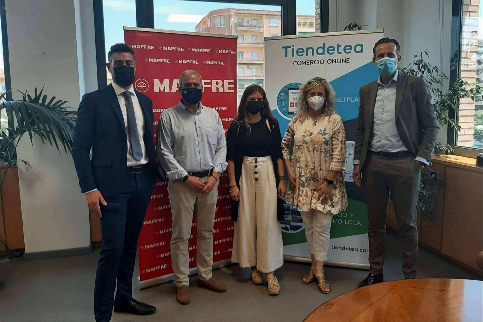 Tiendetea y MAPFRE firman acuerdo de colaboración