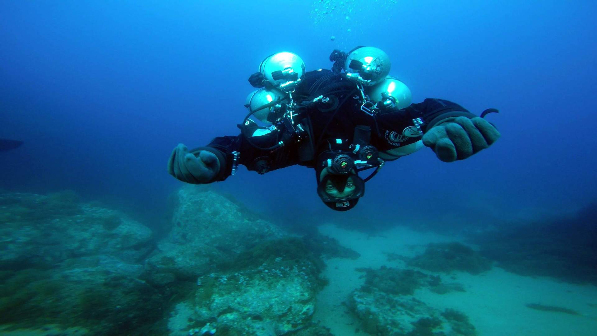 Cuevas con encanto: buceo en cuevas con la academia Dark Sidemount