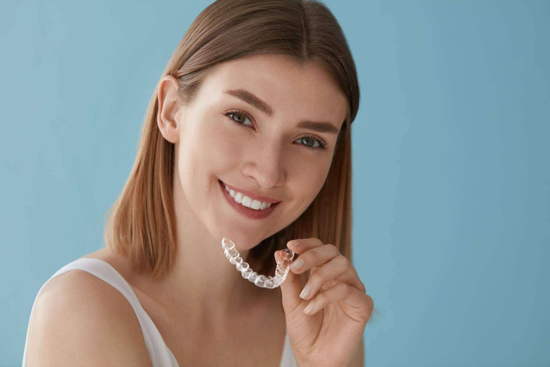 Clínica Mariana Sacoto Navia: los beneficios del tratamiento Invisalign