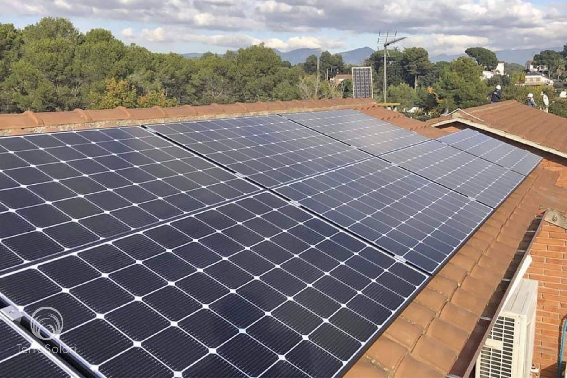 TerraSolari: ¿Cómo recibir una subvención económica para la instalación de placas solares en la vivienda?