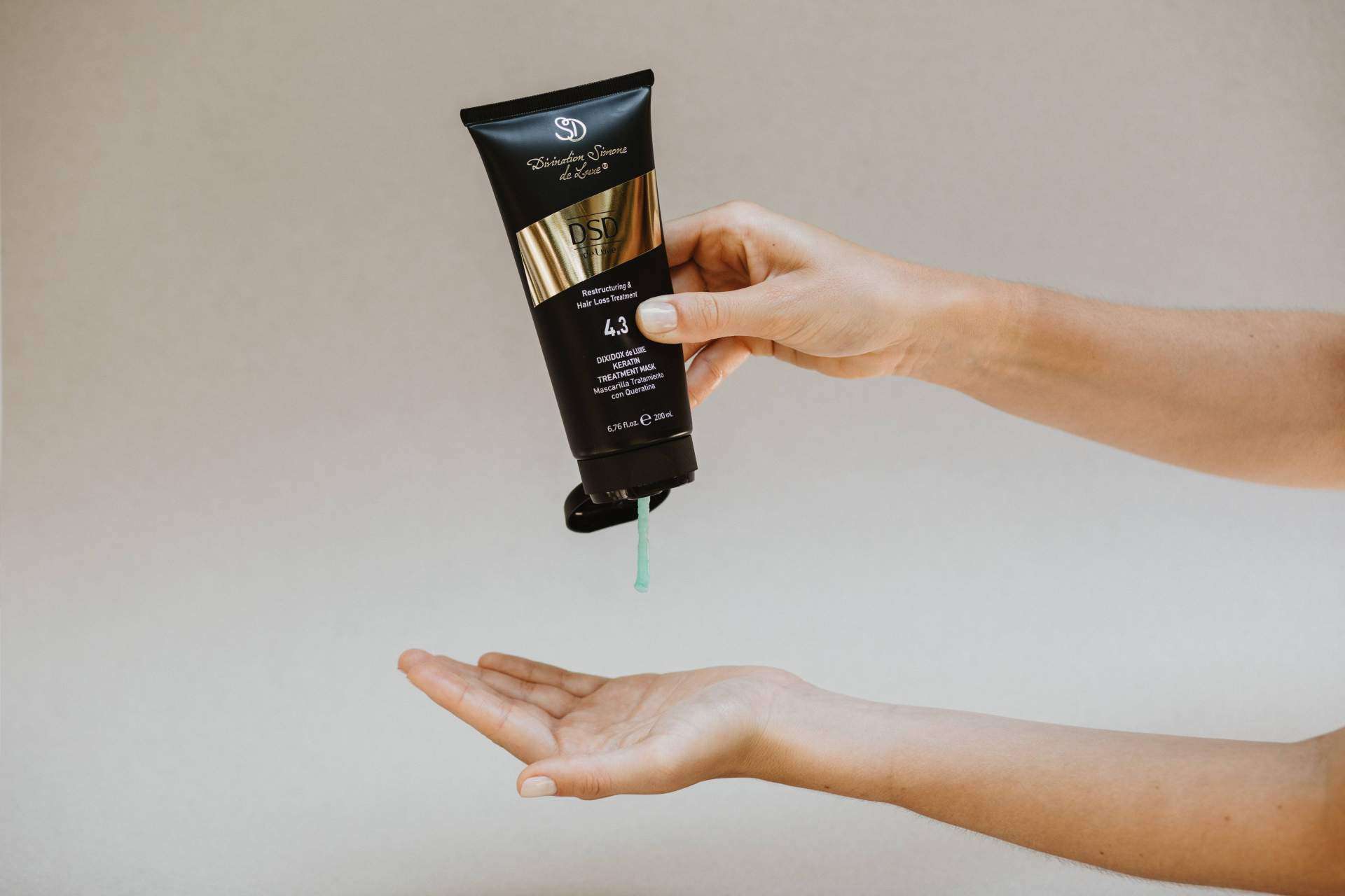 Los productos de DSD de Luxe para reparar el cabello y cuero cabelludo