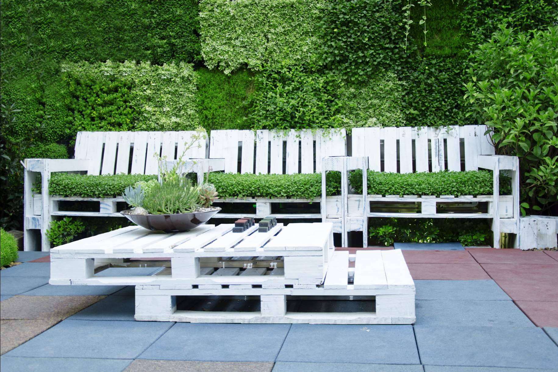 ¿Cuáles son los mejores muebles para cualquier espacio?: Sillones con palés de Dydaya Home