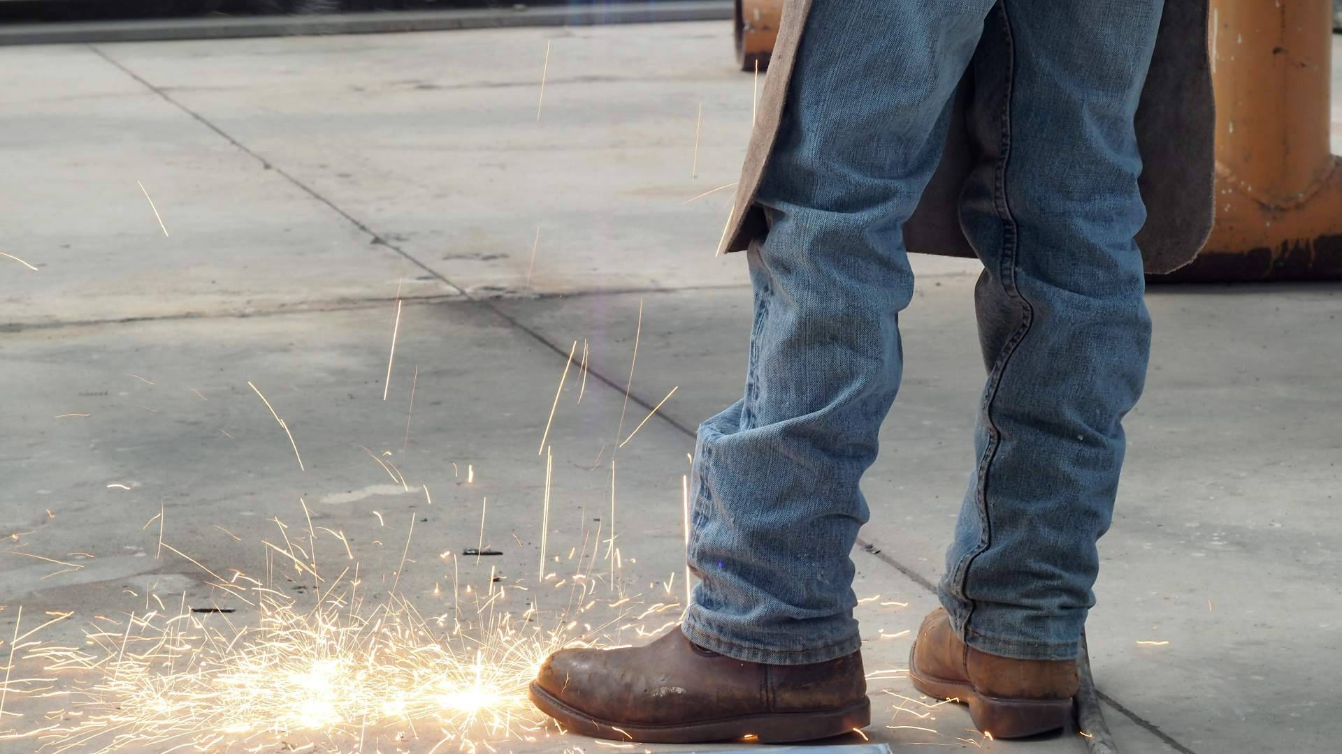 Zapatos de seguridad de calidad con Suministros Tomás Beltrán