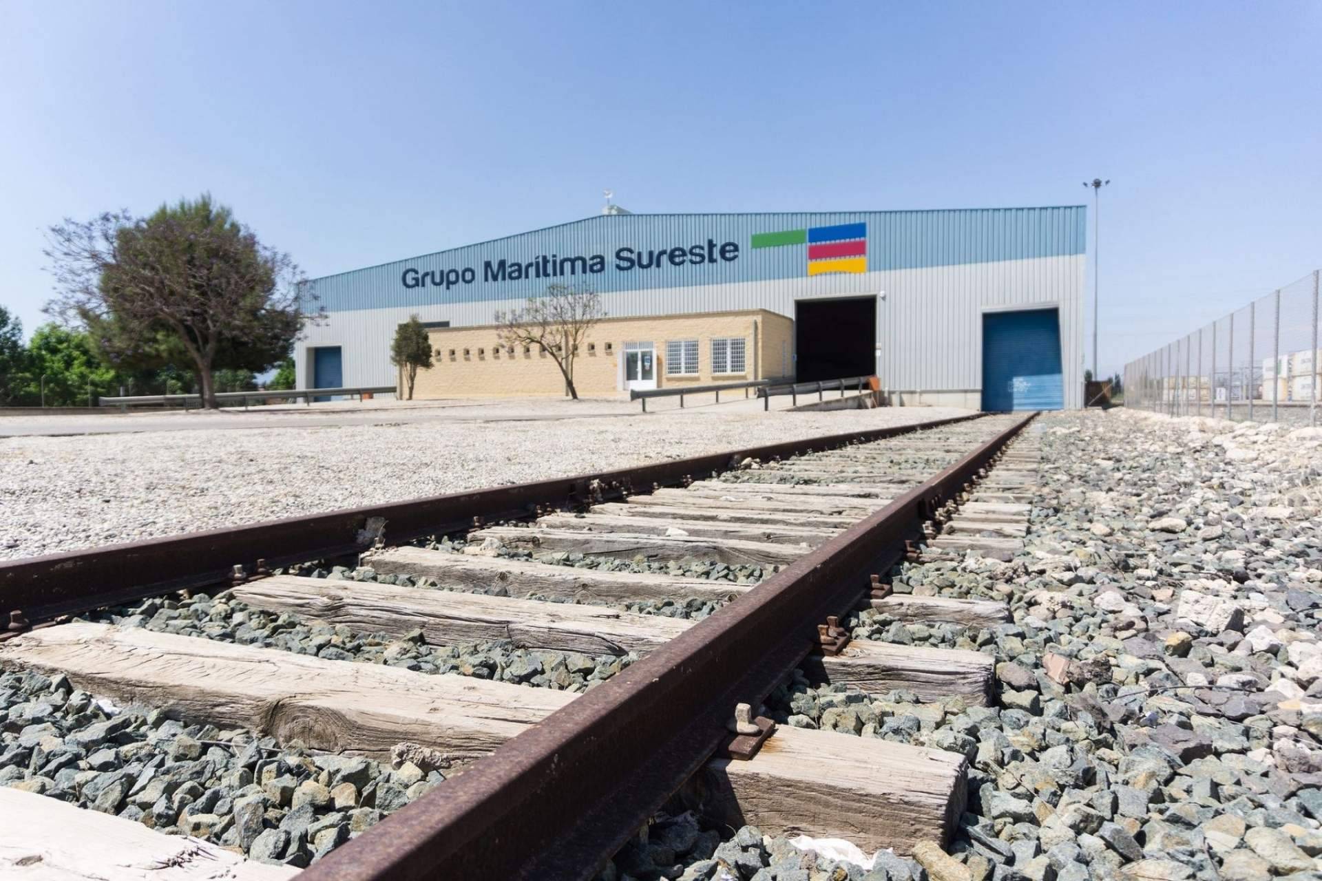 Grupo Marítima Sureste estrena el próximo octubre una conexión ferroviaria de mercancías entre Murcia y Reino Unido