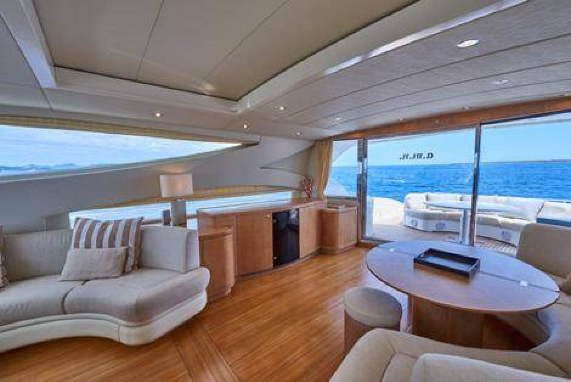 La empresa de alquiler de yates en Ibiza, Ibiza Luxury Yachts