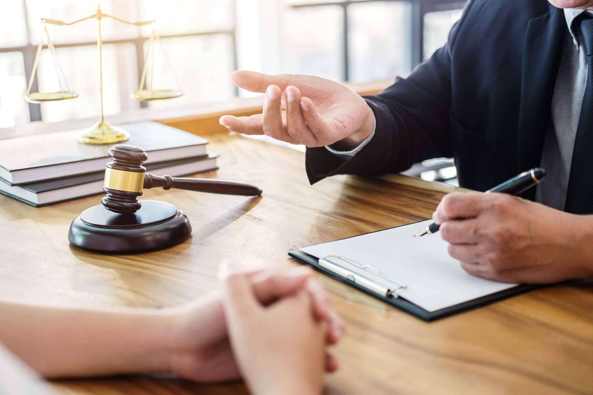 ¿Cómo reunificar o cancelar las deudas?, por Iraola Advocatorum