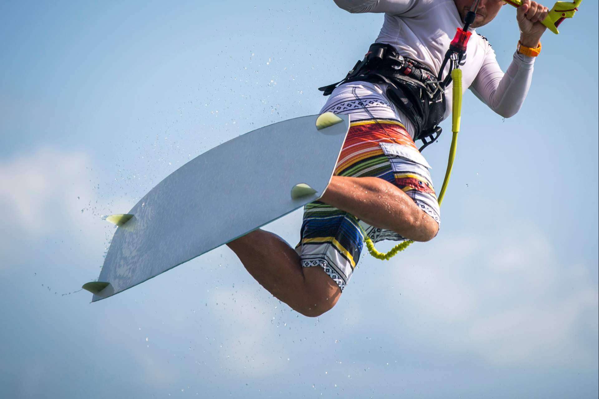 La escuela de kitesurf de Tarifa que permite practicar este deporte durante todo el año