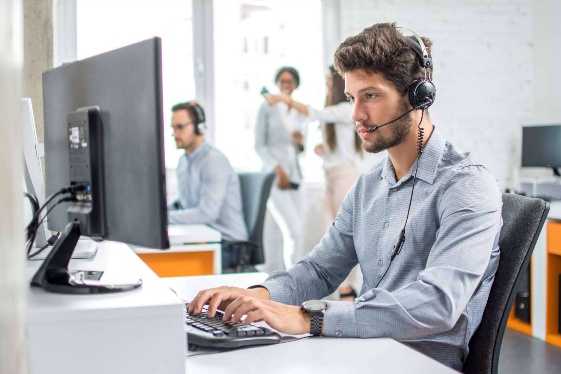 Los servicios eficientes de asistencia informática de la compañía Sosmatic