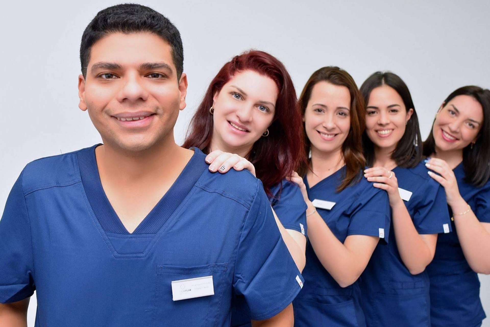 En qué lugar es posible realizarse un injerto capilar con máxima extracción folicular, Microcapilar Hair Clinic