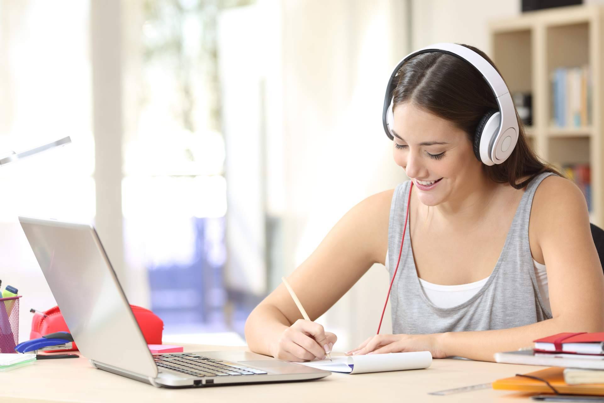 Conseguir un software de antiplagio gratuito con Ayuda Universitaria