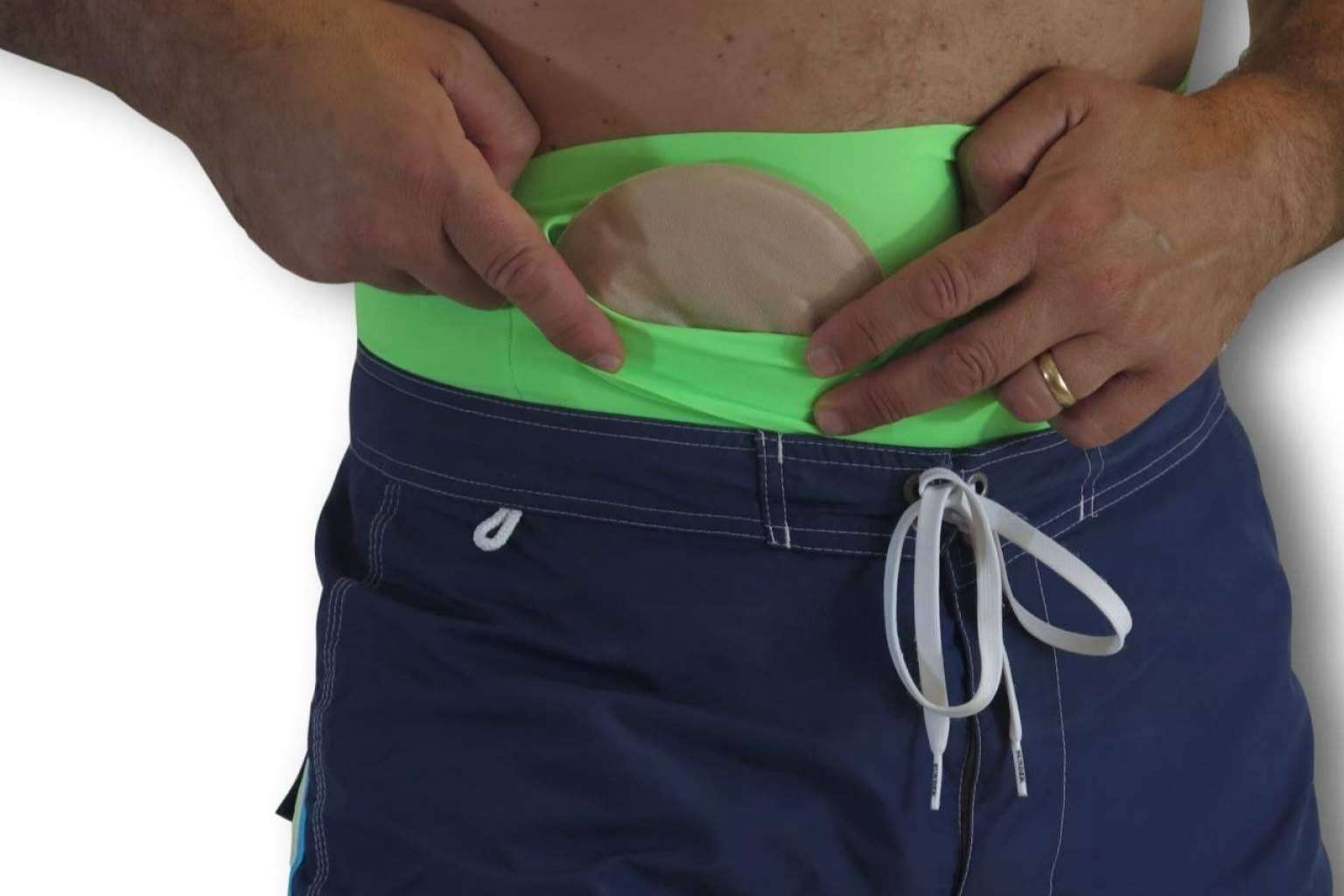 El catálogo de fajas para bañarse en la piscina con una ostomía que ofrece Maldita Hernia