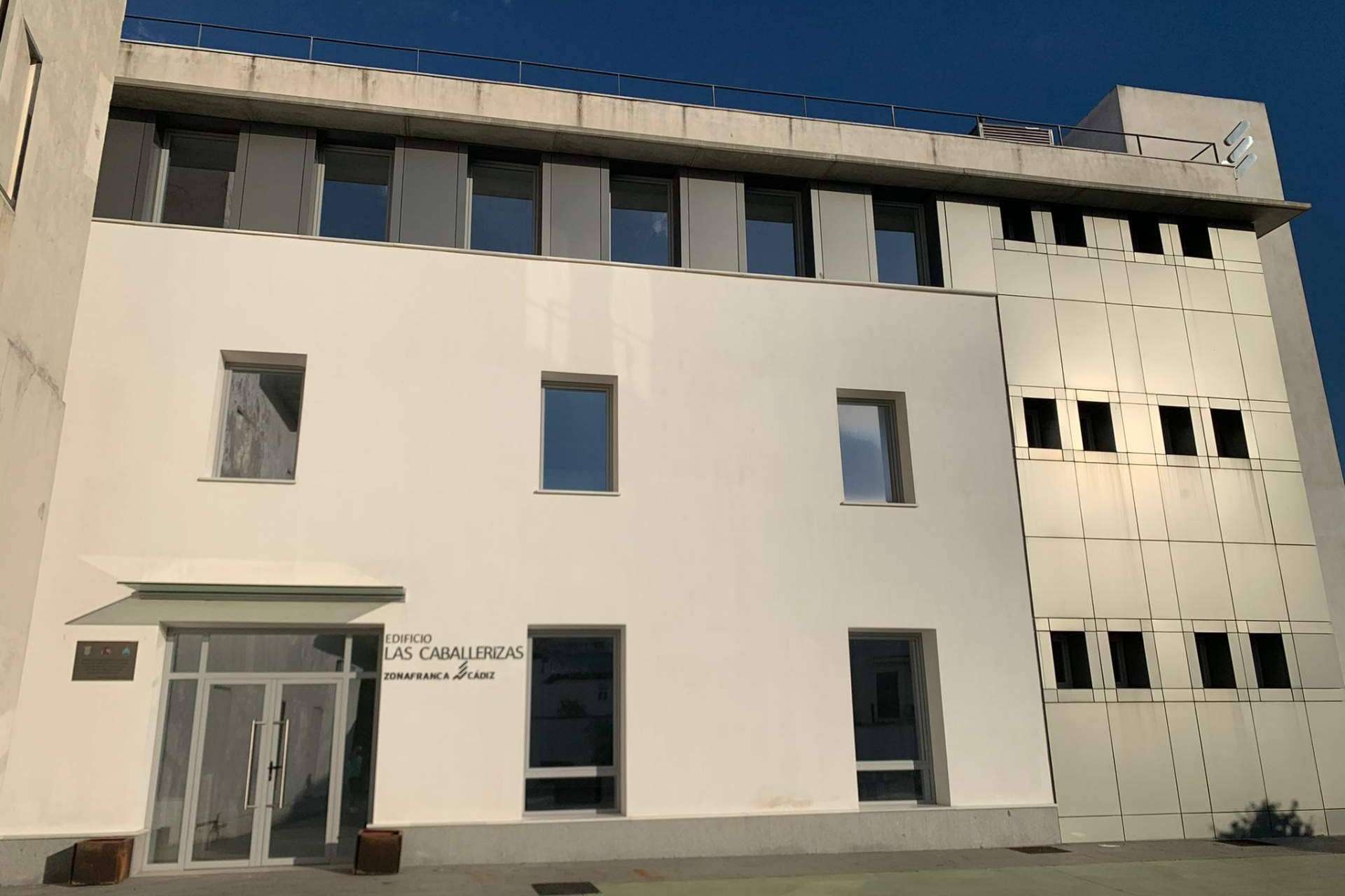 El acuerdo entre Eissei y Grupo Visalud culminará con la apertura de centros médico estéticos en 50 policlínicas hacia 2023
