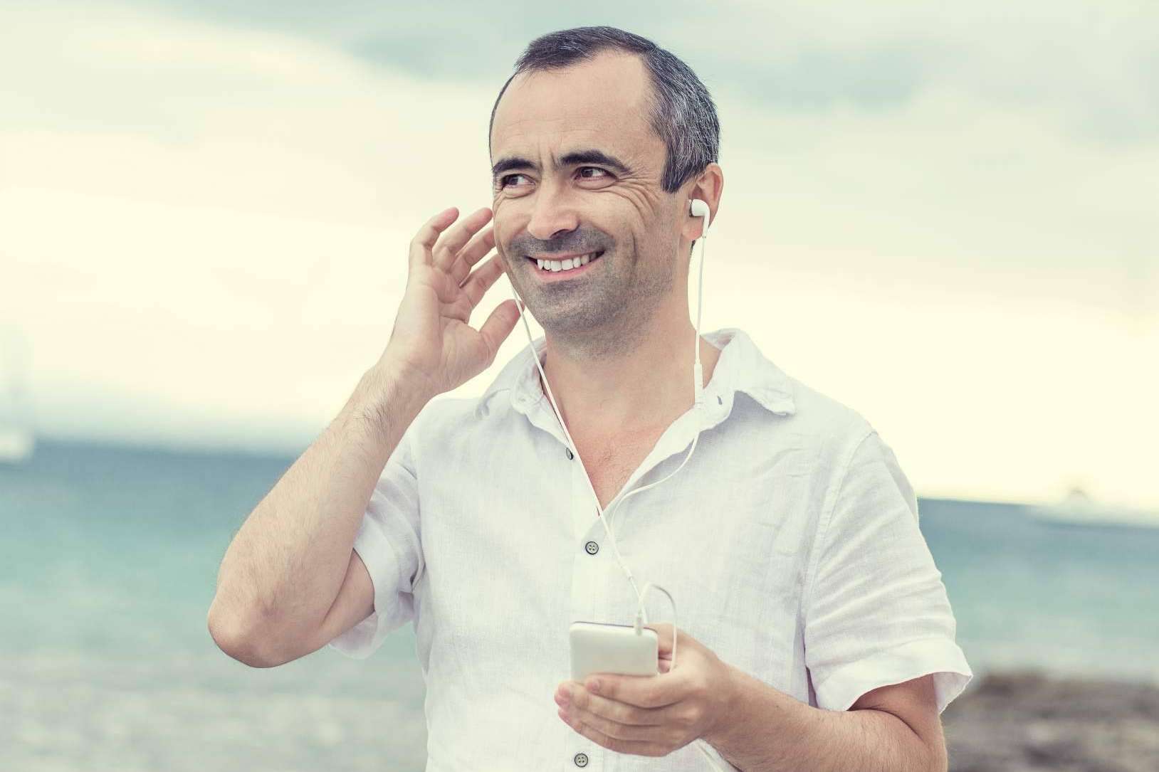 Hellinger Radio HD apuesta por la radio como herramienta para personas que necesitan apoyo emocional