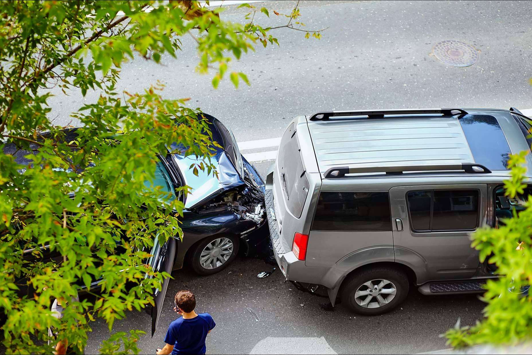 Sobre la asunción del riesgo por parte de la víctima de accidentes de tráfico y la auto puesta en peligro, por el bufete especialista Legal Agora abogados accidentes