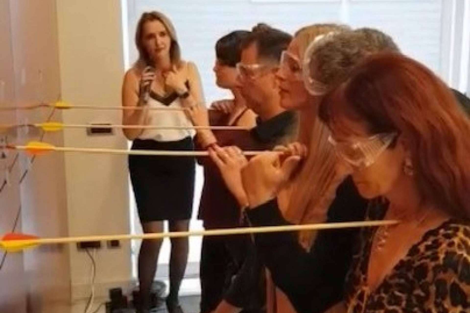 Las relaciones humanas en las empresas ¿Cómo gestionar la inteligencia emocional en los equipos? Carmen Sales Ramírez