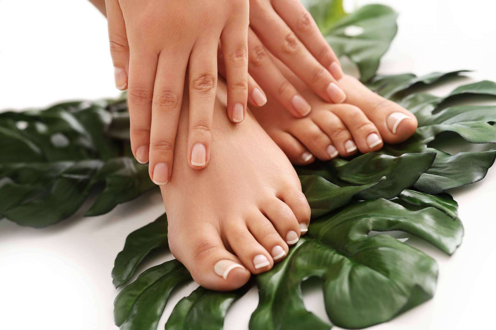 Usar productos profesionales para el cuidado de manos, pies y uñas es fundamental, por Upsala Cosmetic