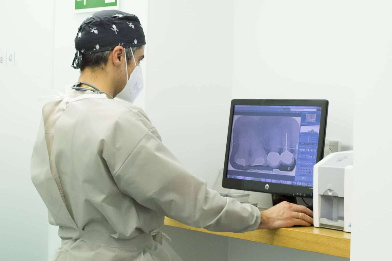 Recuperar la sonrisa a través de los implantes dentales