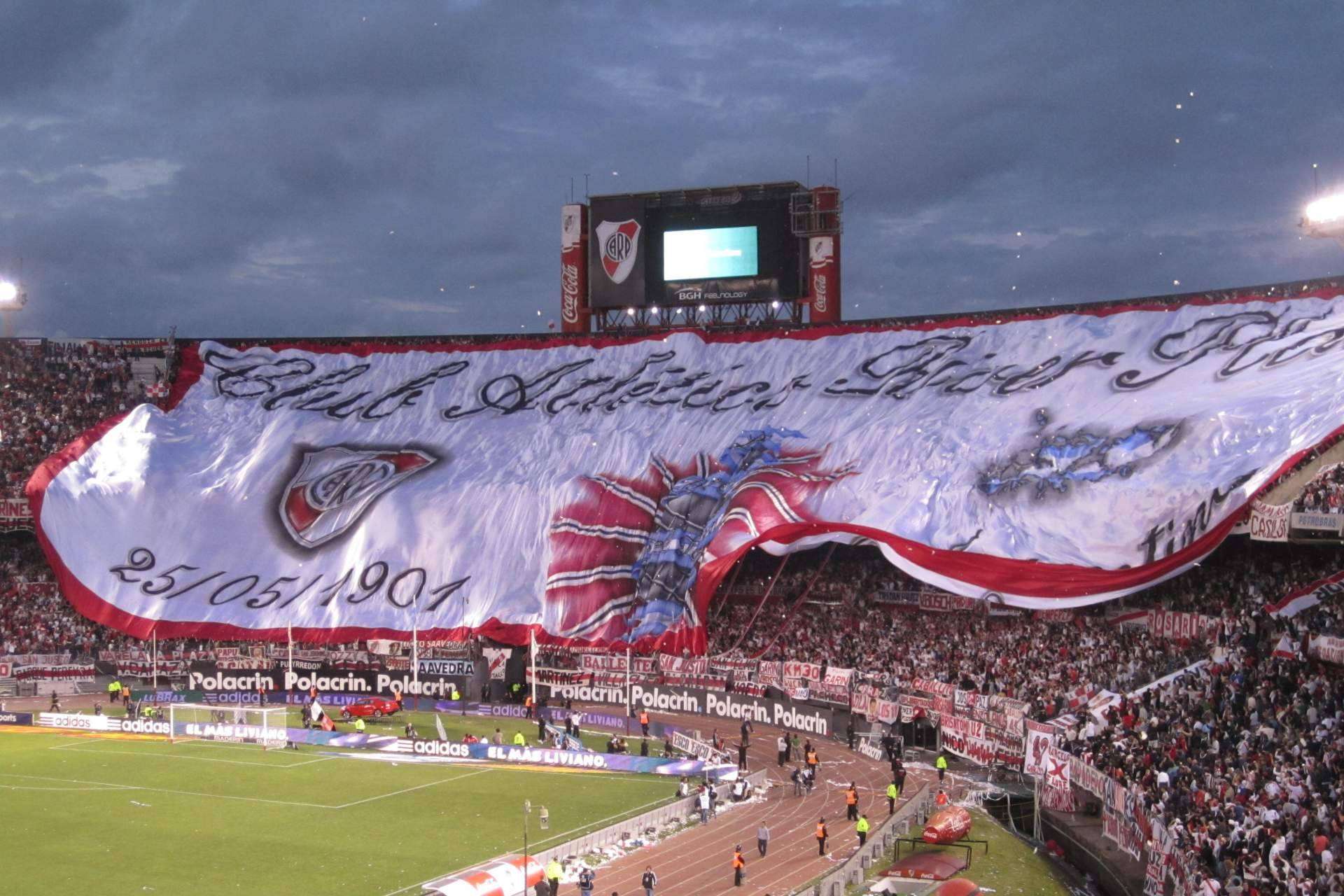 Conseguir entradas River Plate en Football Host
