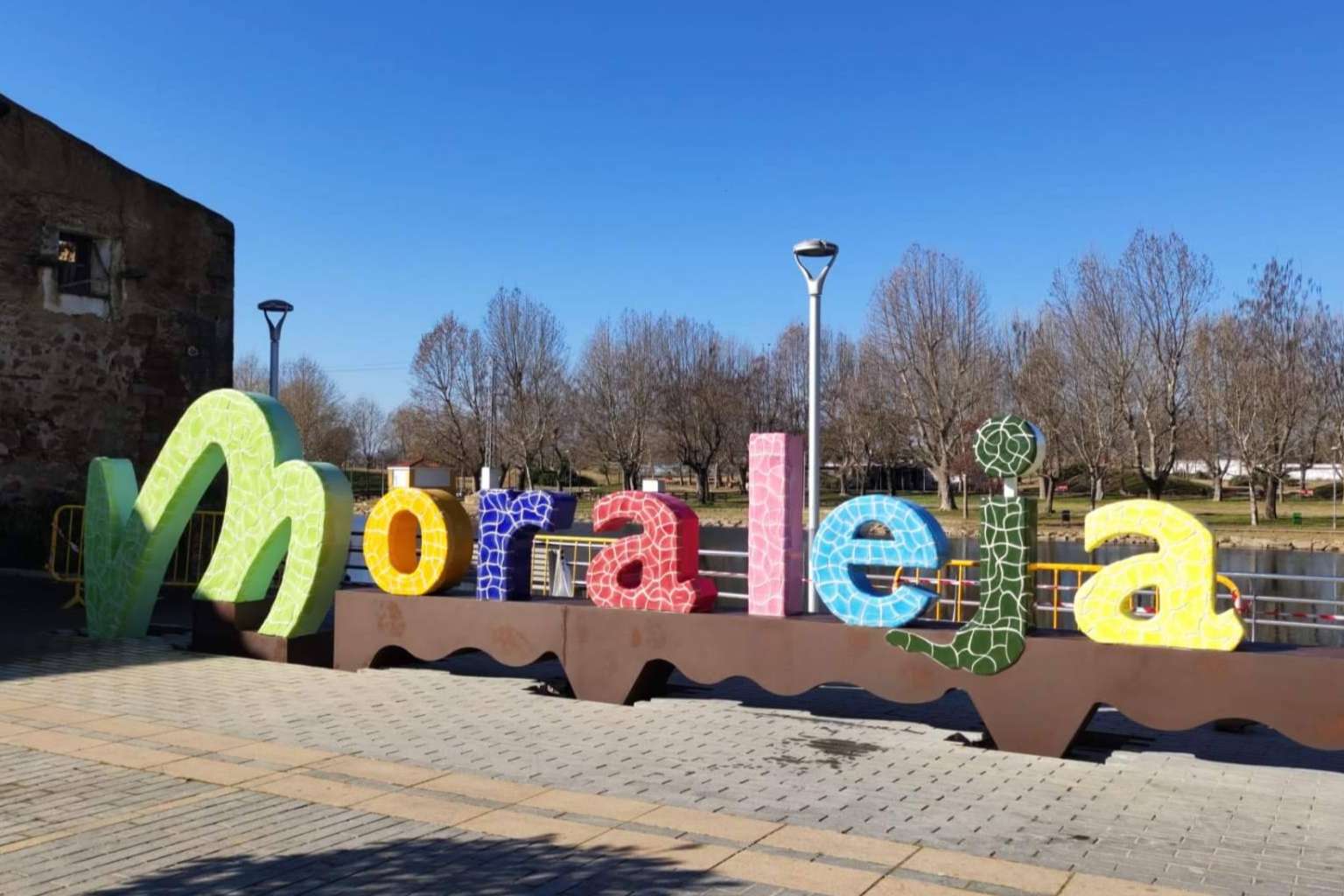 MobuArtex, la compañía que se ocupa de decorar ciudades