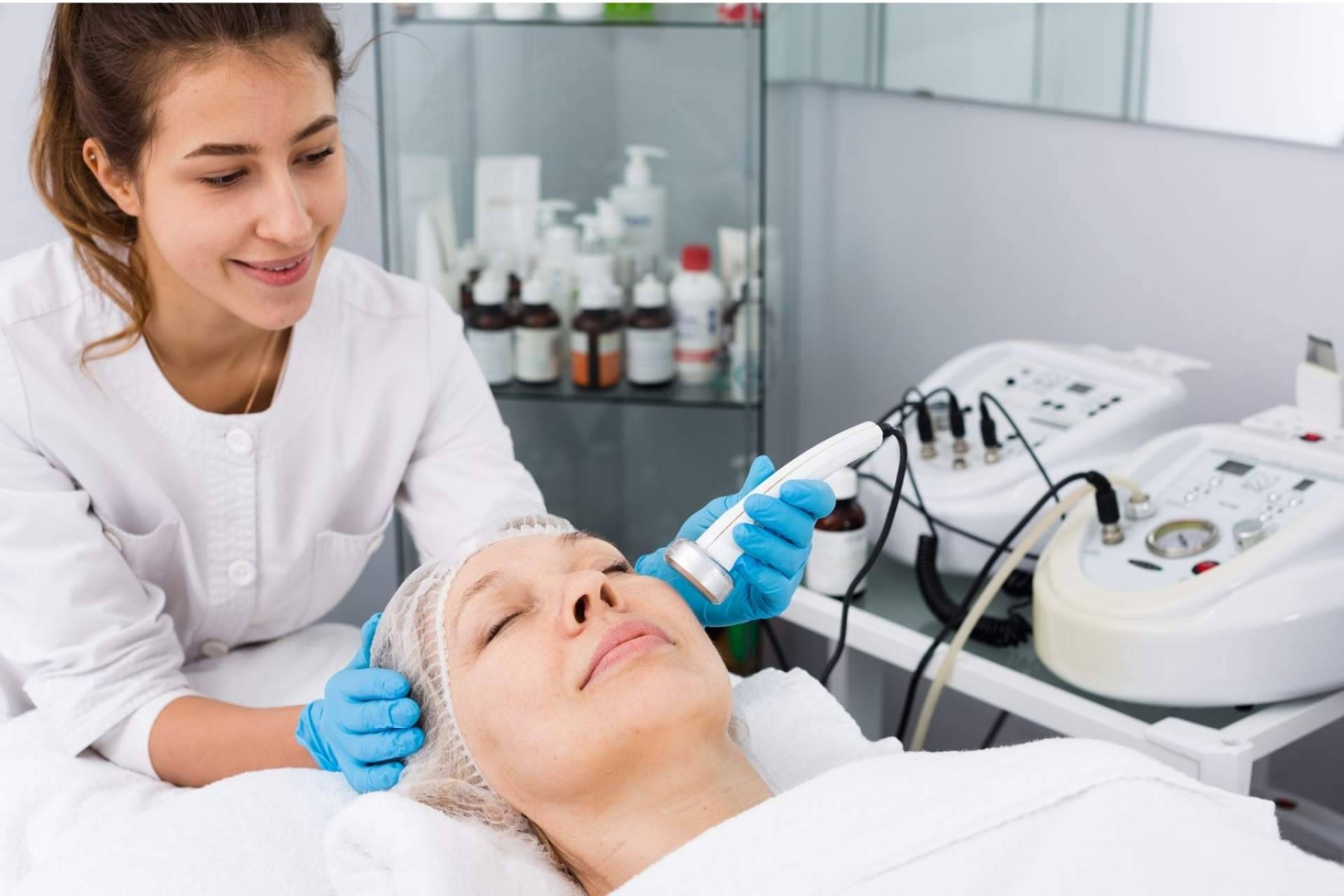 Todas las herramientas e información para montar un centro de estética con Comercial Estética