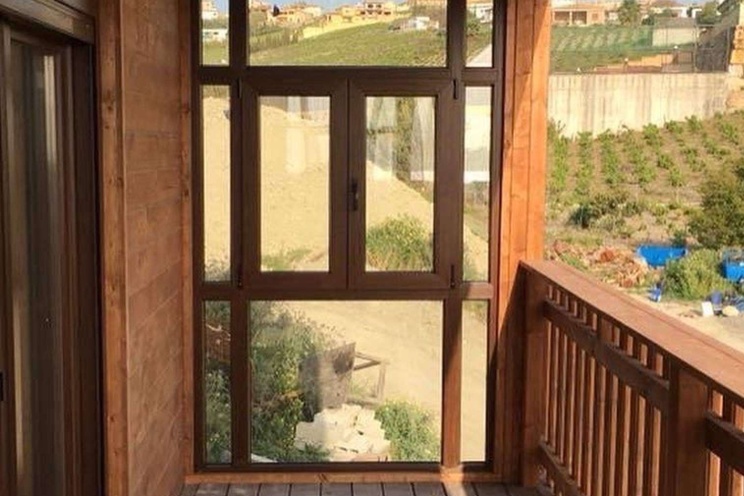 Ventanas y balconeras, de la mano de Grupo Del Mader