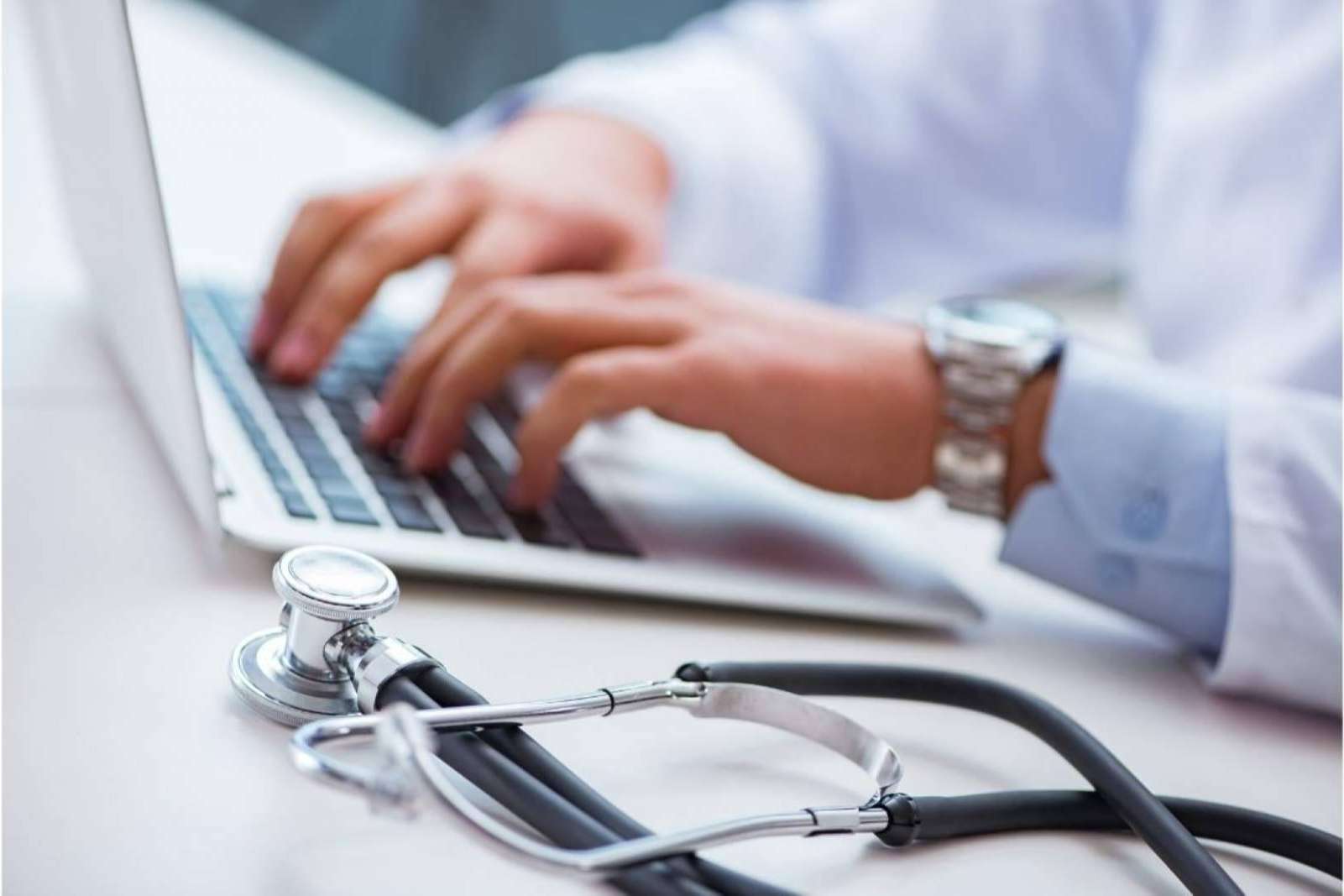 Marketing Médico ofrece un servicio de posicionamiento para clínicas