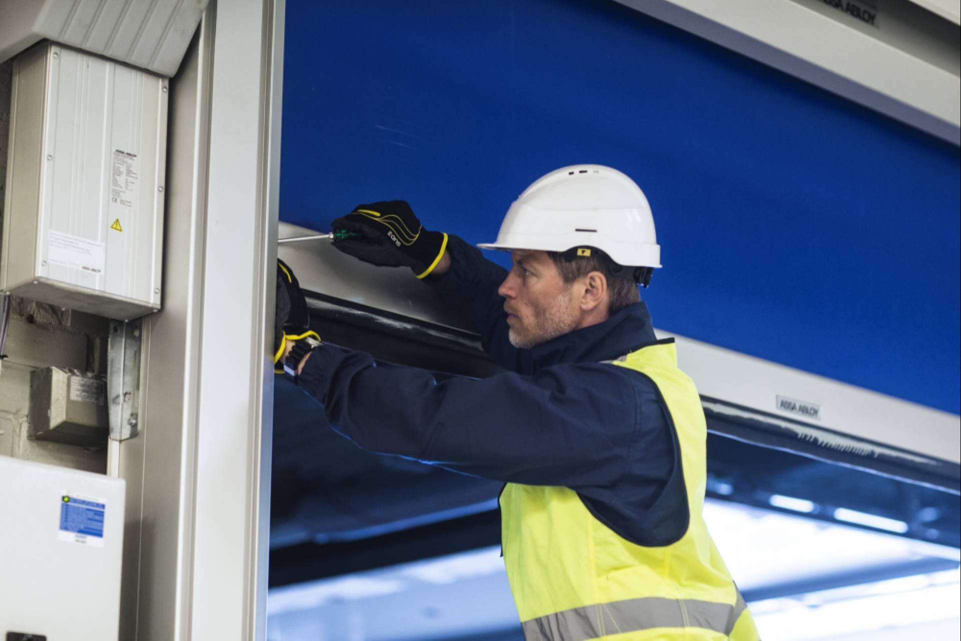 La importancia del mantenimiento preventivo de entradas automatizadas, según ASSA ABLOY Entrance Systems