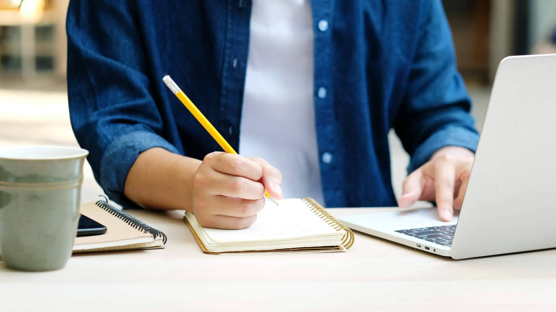 EDISUR, una academia de oposiciones Granada con distintas formaciones disponibles