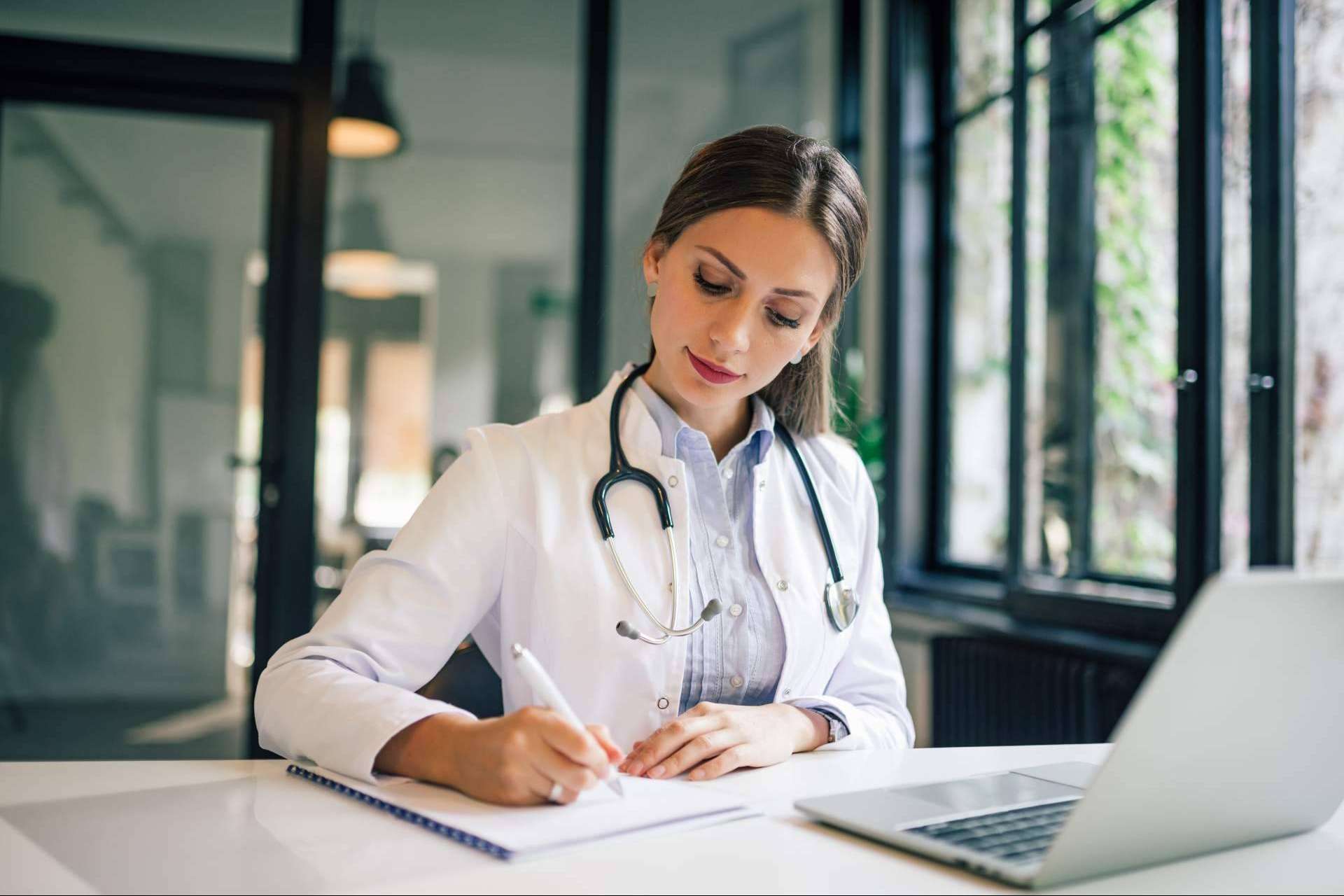 Cómo encontrar la mejor clínica para esta dolencia con la plataforma online Uromedics