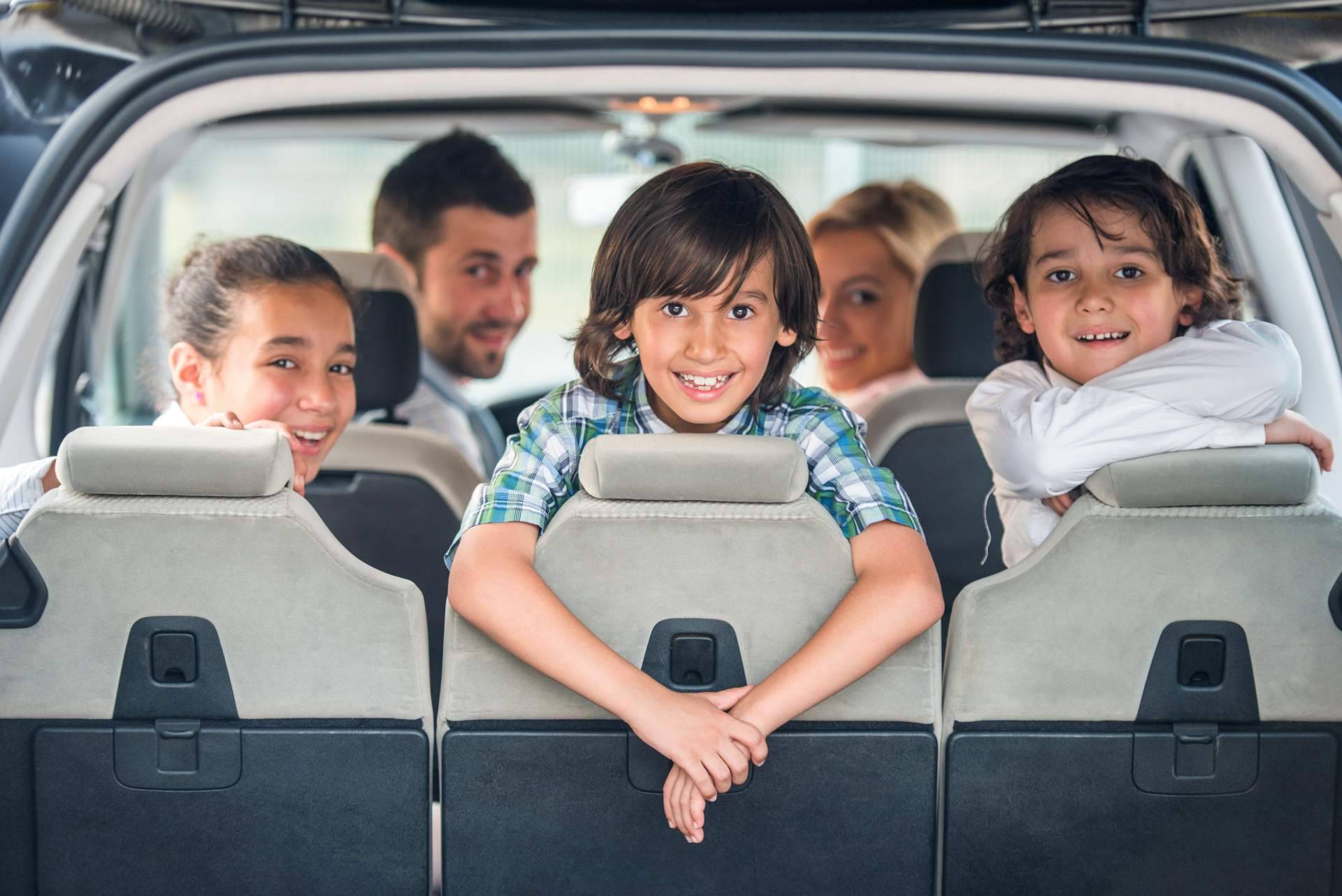 Cuáles son los beneficios del sistema de Cartrack para las familias y particulares