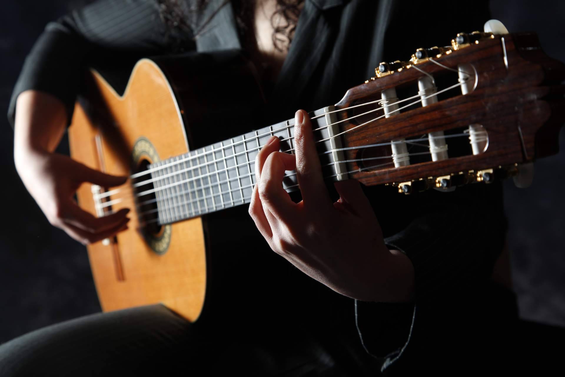 Aprender de la mano de Aprendeguitarra.es a tocar los villancicos flamencos tradicionales para esta Navidad
