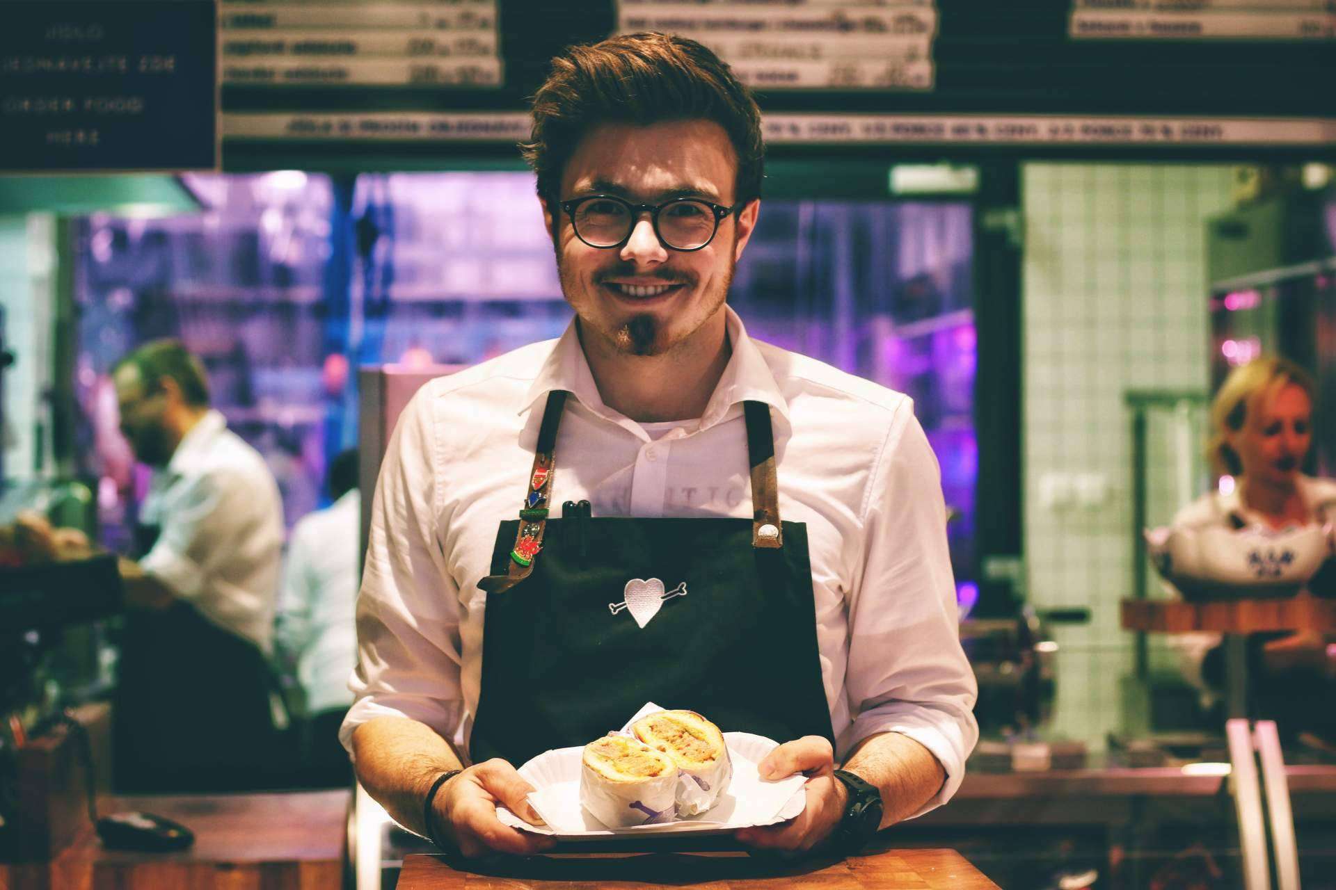 ¿Cómo gestionar un restaurante viable?, por Oh My Business