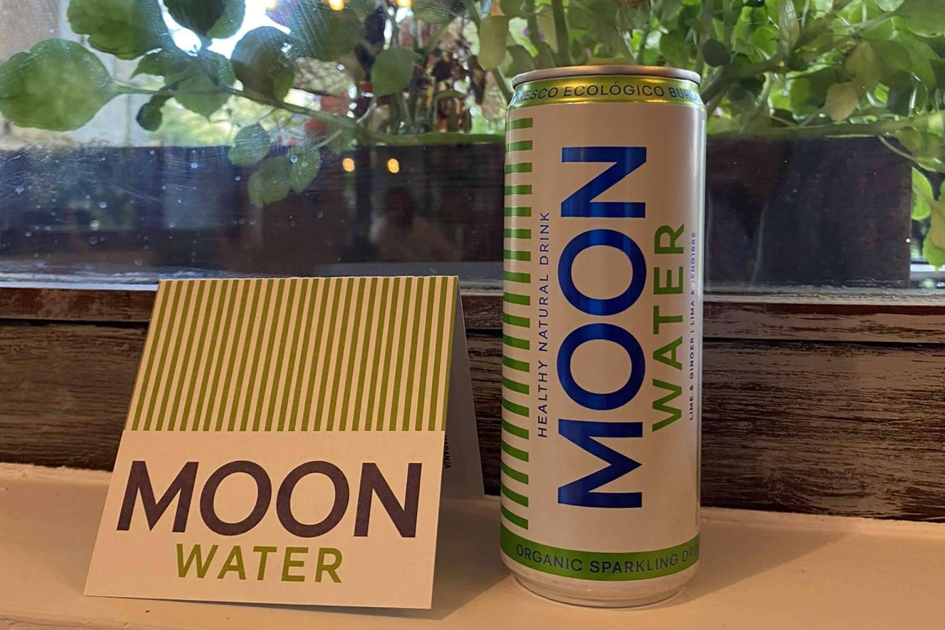 MoonWater, la marca de refrescos saludables que apoya el consumo responsable