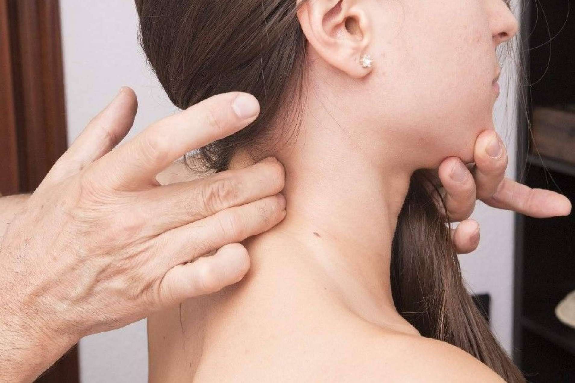 Técnicas osteopáticas para tratar las cefaleas y la migraña crónica, en Clínicas H3