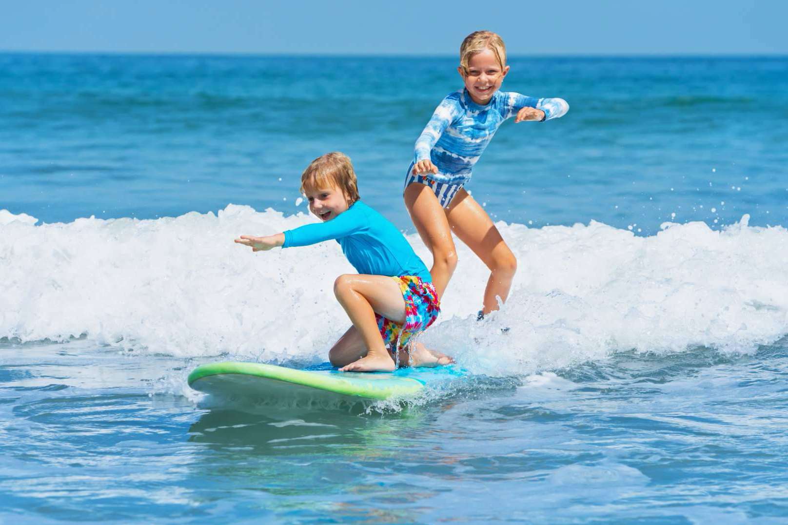 El surf house de Watsay Surf School & Camp, el modelo de alojamiento para los amantes del surf en Cantabria