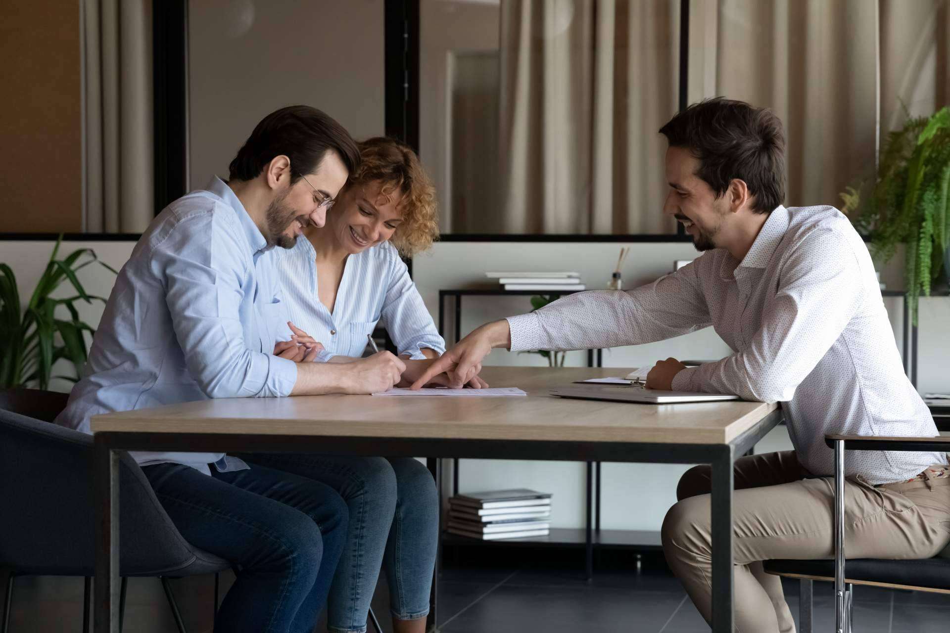 DAC Santiago explica la importancia de contar con un asesor inmobiliario para afrontar el escenario económico de 2023