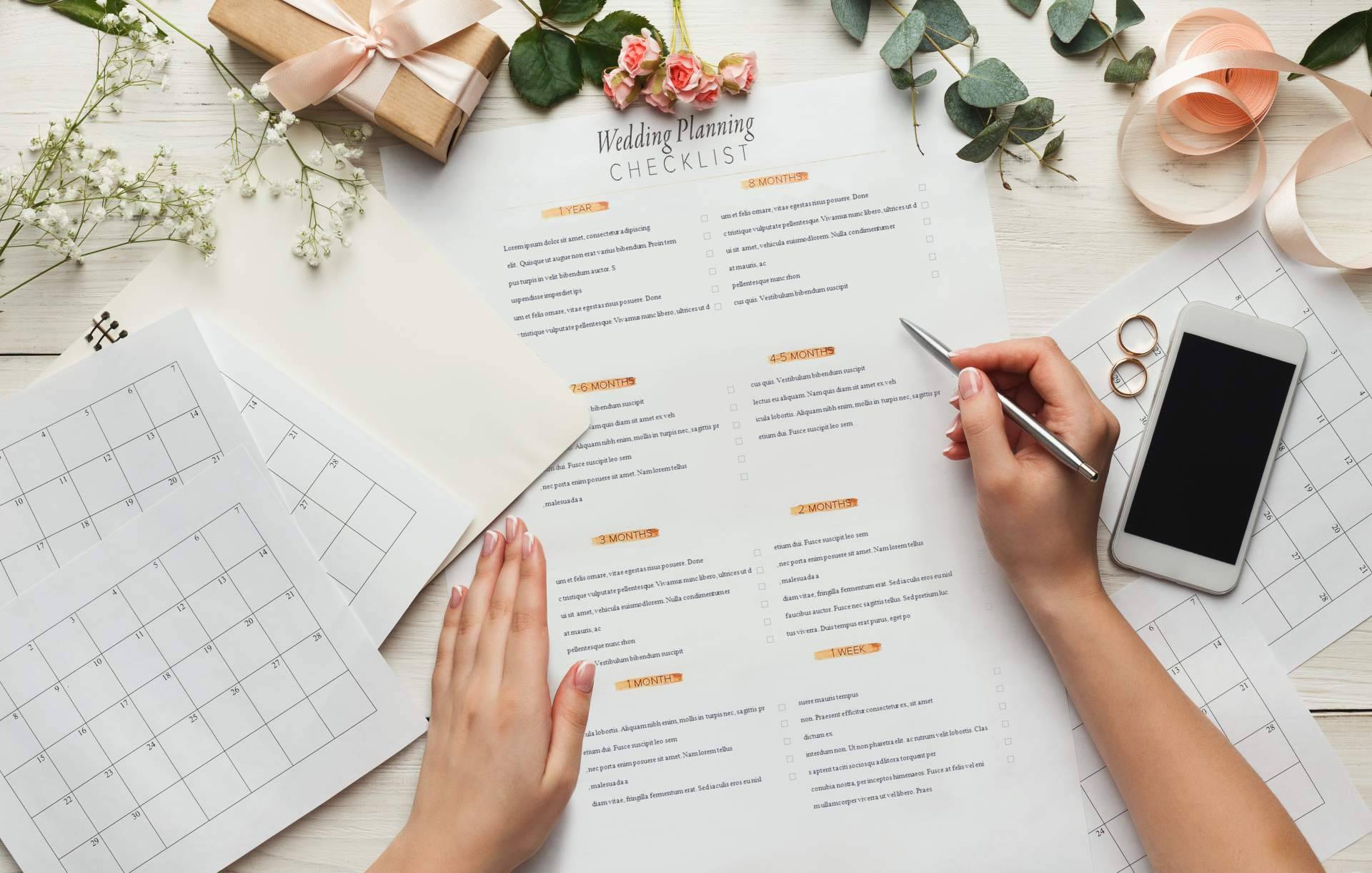 El uso de asistentes online para planificar bodas y eventos