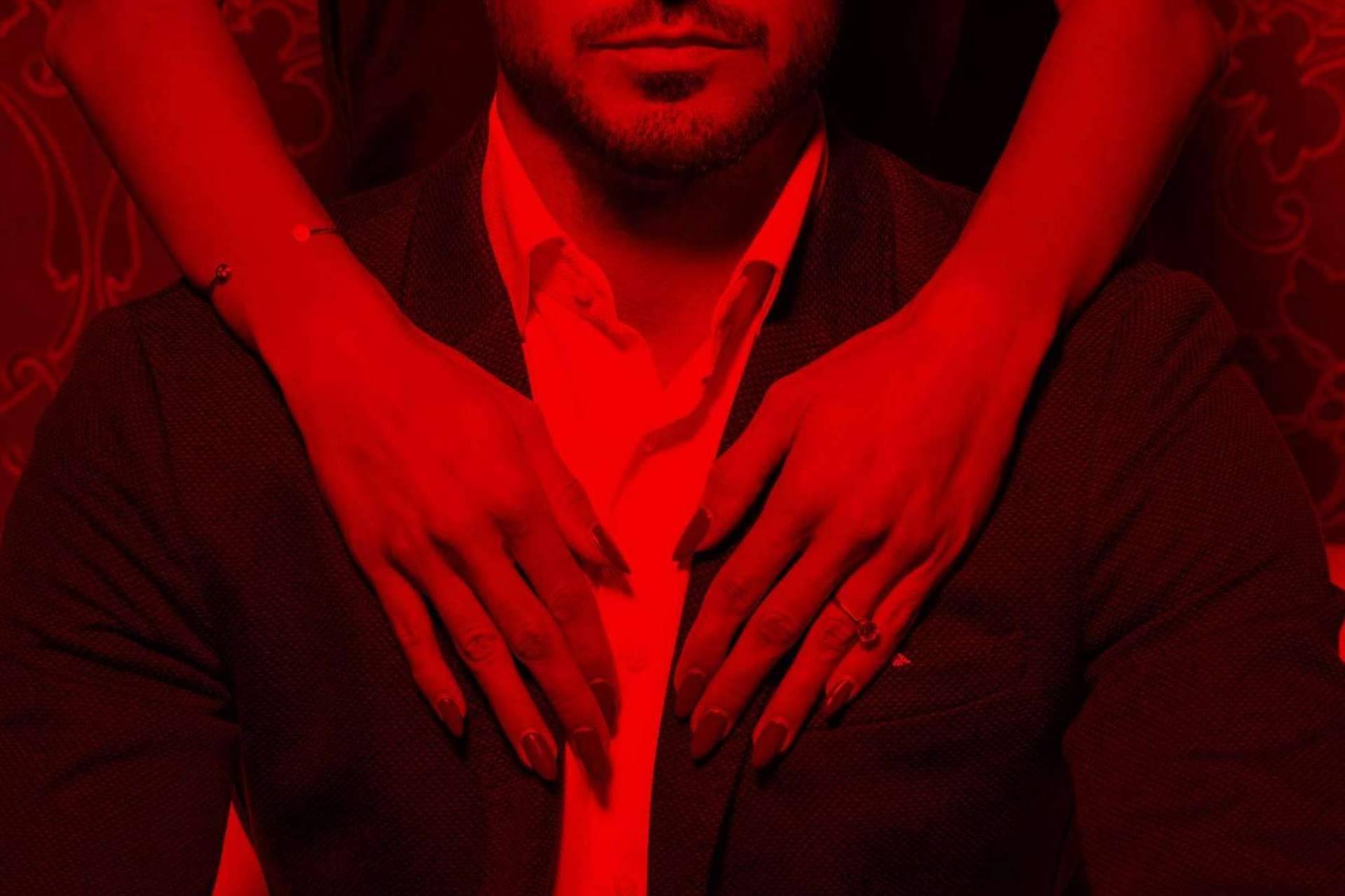 Angy Skay presenta Sin ti no sé vivir, una novela disponible para escuchar