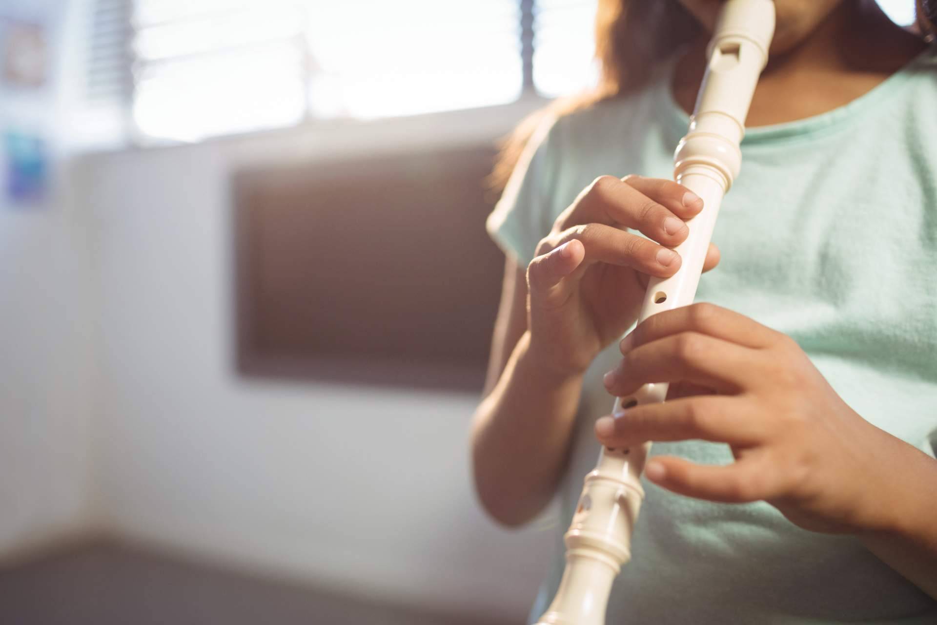 Las clases de música de flauta ahora pueden ser silenciosas con Muteflute