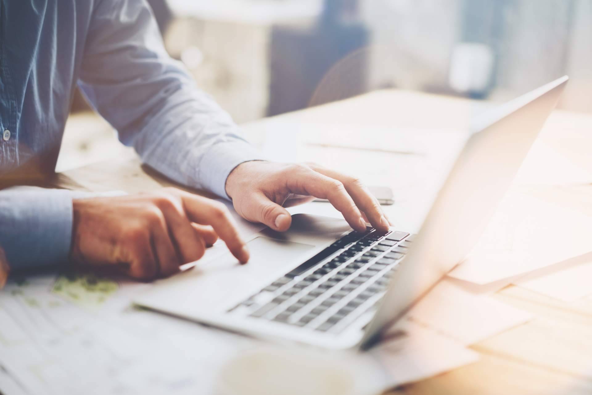Mejorar la productividad, rentabilidad y rendimiento en las empresas, a través de experiencias para el cliente, por ARH Economist