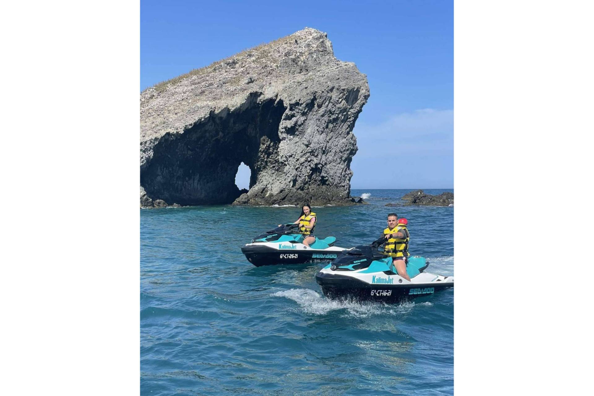 Los tours y experiencias con el alquiler de motos de agua en Murcia que ofrece Kalima Charter