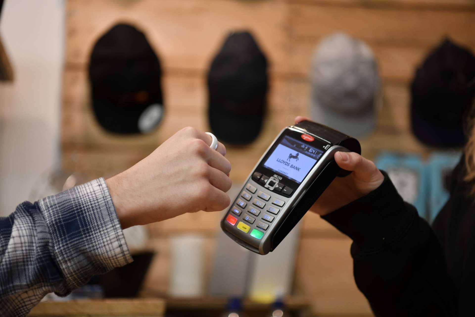 Todos los bancos españoles aceptan el anillo Rikki
