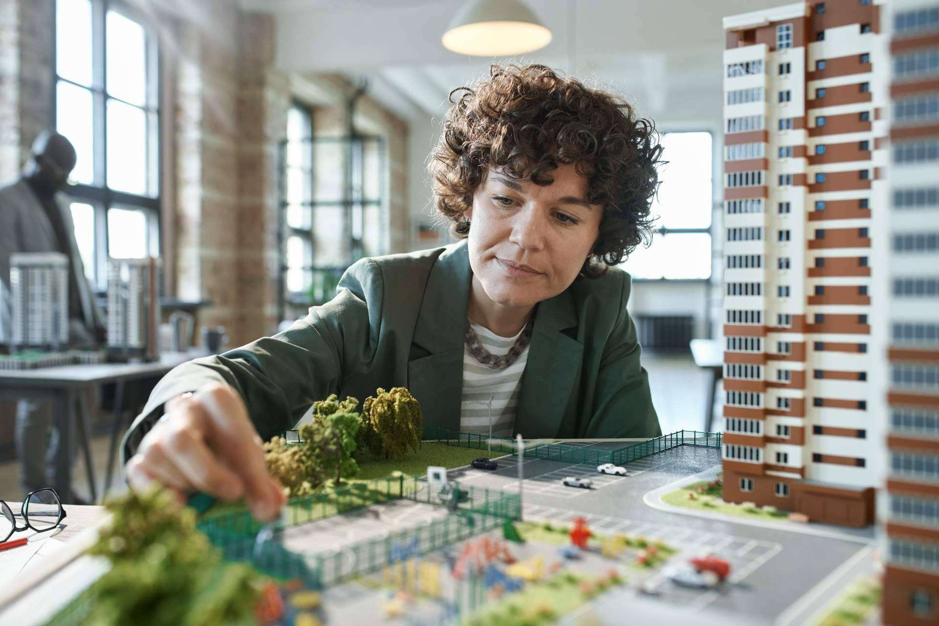 Las personas que quieren ser project manager en el sector de la construcción pueden descubrir el máster online de Editeca