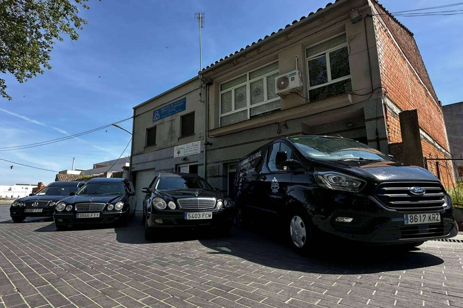 Nueva oficina de Funeraria Central de Moraleja Cáceres para atención a familias frente al Hospital de Coria